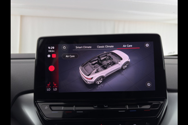 Volkswagen ID.4 First 77 kWh [ 3-Fase ] (INCL-BTW) *HEAT-PUMP | LEATHER-MICROFIBRE | FULL-LED | HEATED-COMFORTSEATS | DIGI-COCKPIT | AMBIENT-LIGHT | NAVI-FULLMAP | ECC | PDC | TOWBAR | PRIVACY-GLASS | CRUISE | CAMERA | CARPLAY | 20
