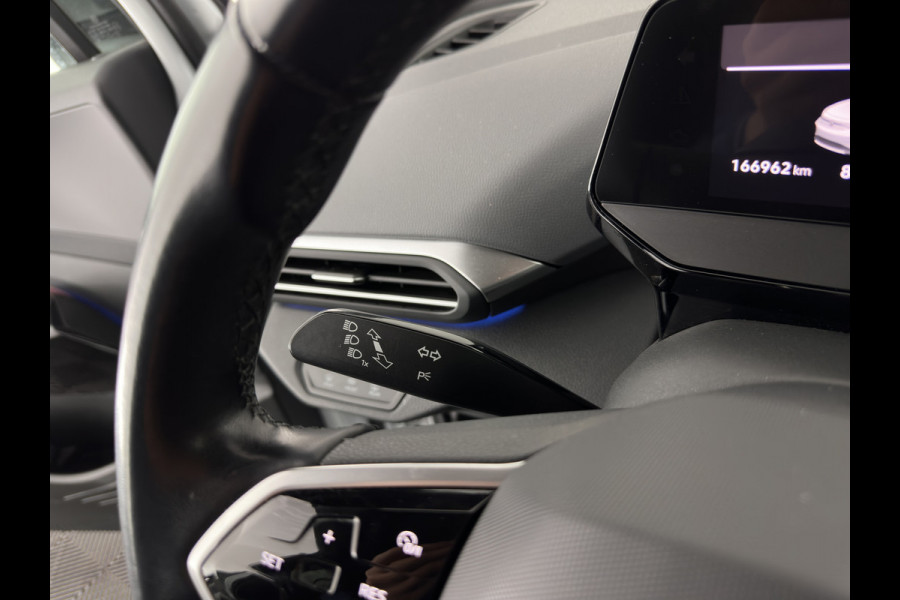 Volkswagen ID.4 First 77 kWh [ 3-Fase ] (INCL-BTW) *HEAT-PUMP | LEATHER-MICROFIBRE | FULL-LED | HEATED-COMFORTSEATS | DIGI-COCKPIT | AMBIENT-LIGHT | NAVI-FULLMAP | ECC | PDC | TOWBAR | PRIVACY-GLASS | CRUISE | CAMERA | CARPLAY | 20