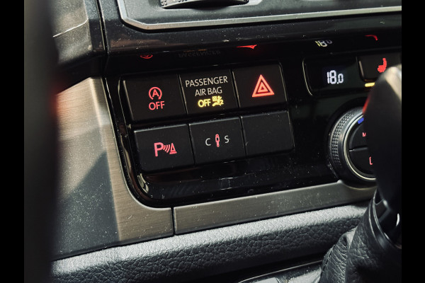 Volkswagen Transporter Multivan 2.0 TSI 204PK L2H1 Bulli 7p. | DynamicDrive | LED | Elektr.deur