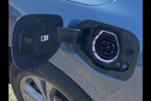Ford Kuga 2.5 PHEV ST-Line X | Adaptive cruise control | Winter Pack | Head up Display | Bang&Olfusen | Half-leder