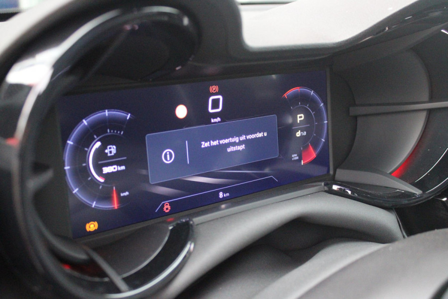 Alfa Romeo junior 1.2 Turbo 136PK IBRIDA SPECIALE | NIEUWE AUTO! | PANORAMISCH SCHUIF/KANTEL DAK | SPORT PACK: SABELT SPORT STOELEN/ALCANTARA STUURWIEL | TECHNO PACK: LED MATRIX KOPLAMPEN/DRAADLOZE TELEFOONLADER/ACHTERUITRIJ CAMERA | VERWARMBARE VOORRUIT | 18" LICHTMETALEN VELGEN "PETALI" | DRAADLOZE APPLE CARPLAY/ANDROID AUTO | BRERA RED MET ZWART DAK | NAVIGATIE | STOEL VERWARMING | DODEHOEK DETECTIE | ELEKTRISCH BEDIENBARE ACHTERKLEP | KEYLESS ENTRY/START | ADAPTIVE CRUISE CONTROL |