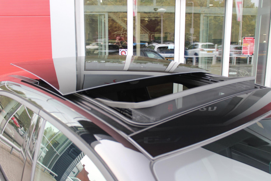 Alfa Romeo junior 1.2 Turbo 136PK IBRIDA SPECIALE | NIEUWE AUTO! | PANORAMISCH SCHUIF/KANTEL DAK | SPORT PACK: SABELT SPORT STOELEN/ALCANTARA STUURWIEL | TECHNO PACK: LED MATRIX KOPLAMPEN/DRAADLOZE TELEFOONLADER/ACHTERUITRIJ CAMERA | VERWARMBARE VOORRUIT | 18" LICHTMETALEN VELGEN "PETALI" | DRAADLOZE APPLE CARPLAY/ANDROID AUTO | BRERA RED MET ZWART DAK | NAVIGATIE | STOEL VERWARMING | DODEHOEK DETECTIE | ELEKTRISCH BEDIENBARE ACHTERKLEP | KEYLESS ENTRY/START | ADAPTIVE CRUISE CONTROL |