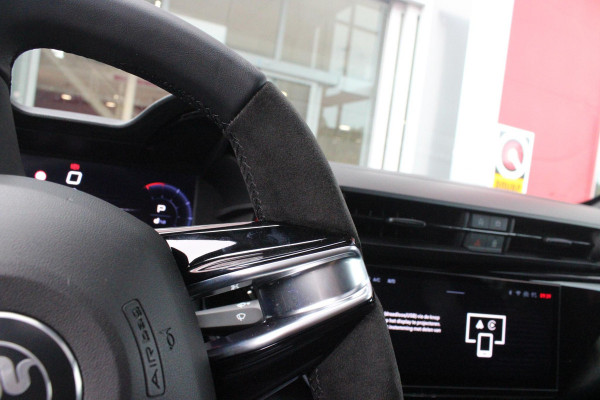 Alfa Romeo junior 1.2 Turbo 136PK IBRIDA SPECIALE | NIEUWE AUTO! | PANORAMISCH SCHUIF/KANTEL DAK | SPORT PACK: SABELT SPORT STOELEN/ALCANTARA STUURWIEL | TECHNO PACK: LED MATRIX KOPLAMPEN/DRAADLOZE TELEFOONLADER/ACHTERUITRIJ CAMERA | VERWARMBARE VOORRUIT | 18" LICHTMETALEN VELGEN "PETALI" | DRAADLOZE APPLE CARPLAY/ANDROID AUTO | BRERA RED MET ZWART DAK | NAVIGATIE | STOEL VERWARMING | DODEHOEK DETECTIE | ELEKTRISCH BEDIENBARE ACHTERKLEP | KEYLESS ENTRY/START | ADAPTIVE CRUISE CONTROL |