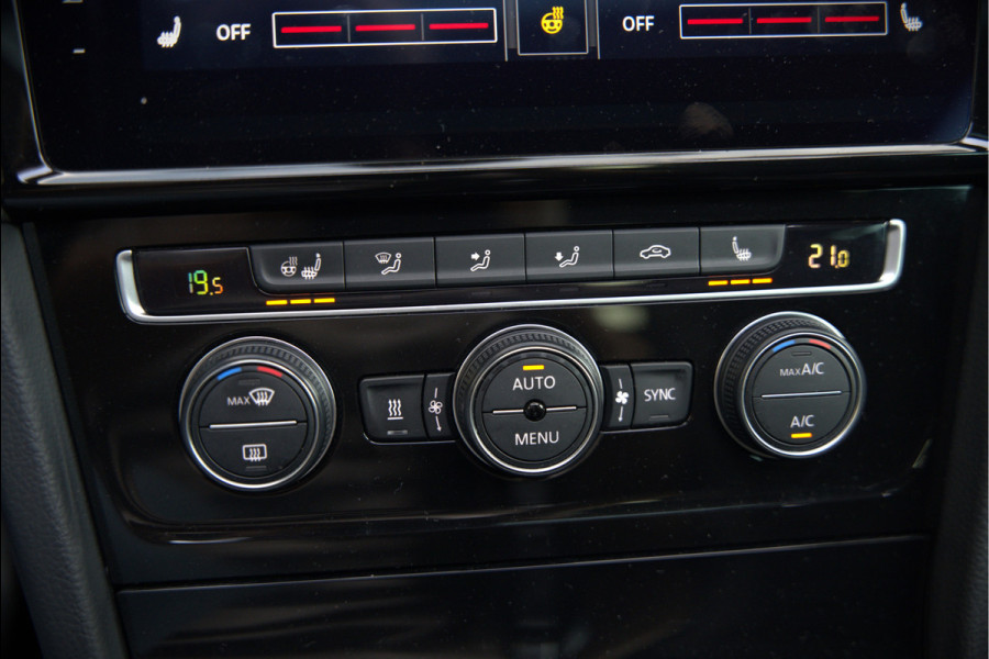 Volkswagen Golf 1.4 TSI Highline Business R | R-Line | Panoramadak | Stoelverwarming | Stuurverwarming | Dynaudio | Standkachel | Massage | Keyless | Adaptive Cruise Control | Camera | Parkeersensoren | Navigatie Discover Pro | LED | T