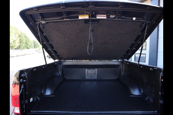 Dodge Ram 1500 5.7 V8 4x4 402 pk Classic - LPG - Leder - Bedcover - Klep - GARANTIE
