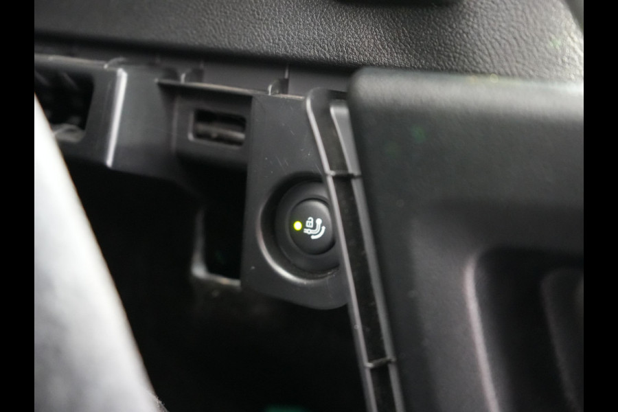 BMW X3 xDrive30e xLine Plug In Hybrid 293pk Dealer O.H PHEV | Trekhaak Af Fabriek | Head Up | Adaptive Cruise | Camera | Lederen Sportstoelen Verwarmd | Apple Carplay | Navigatie | Sfeerverlichting | Virtual | DAB |
