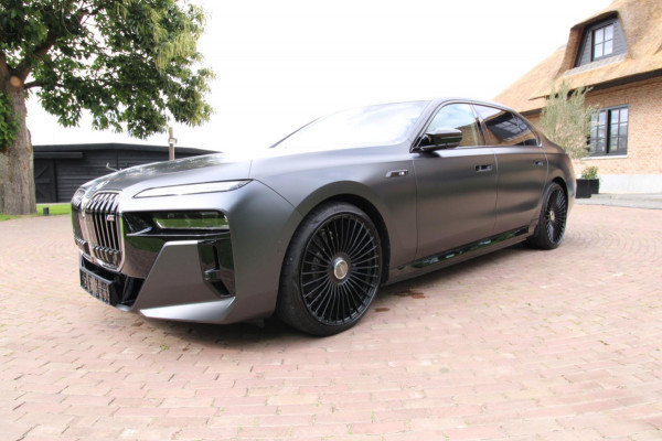 BMW i7 M70 | Fabrieksgarantie 6 jaar| 22 inch | FULL OPTION|NWSTAAT.| Glasscoating|