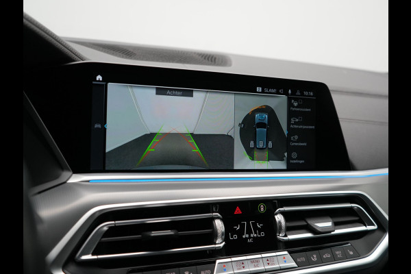 BMW X5 xDrive45e M Sport Plug in Hybrid 394pk PHEV | Trekhaak Af Fabriek | Panodak | Luchtvering | Adaptive Cruise | 360 Camera | M Sportstuur | Sfeerverlichting | Apple Carplay | Lederen Sporstoelen Memory & Verwarmd | Navigatie | DAB |