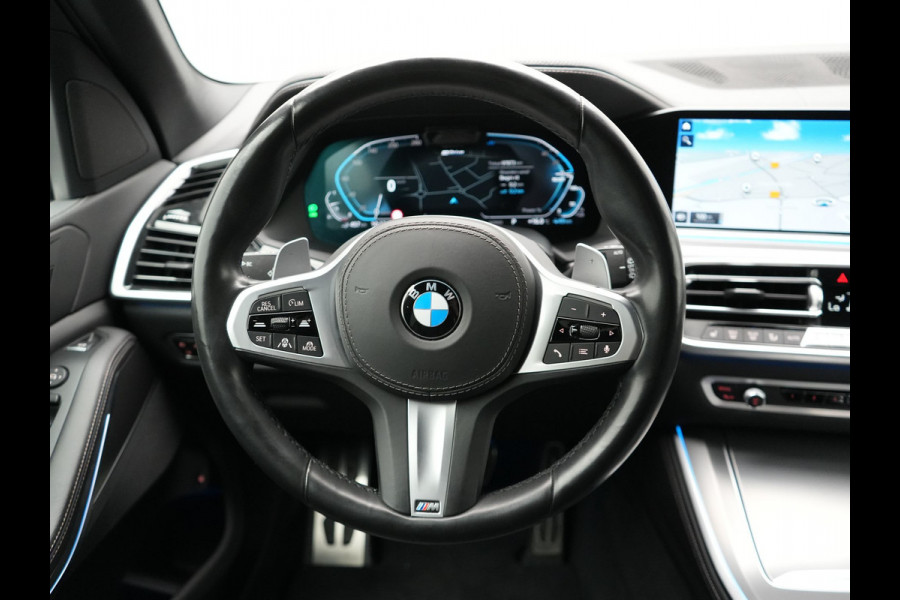 BMW X5 xDrive45e M Sport Plug in Hybrid 394pk PHEV | Trekhaak Af Fabriek | Panodak | Luchtvering | Adaptive Cruise | 360 Camera | M Sportstuur | Sfeerverlichting | Apple Carplay | Lederen Sporstoelen Memory & Verwarmd | Navigatie | DAB |