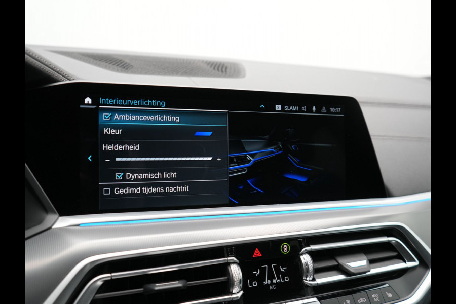 BMW X5 xDrive45e M Sport Plug in Hybrid 394pk PHEV | Trekhaak Af Fabriek | Panodak | Luchtvering | Adaptive Cruise | 360 Camera | M Sportstuur | Sfeerverlichting | Apple Carplay | Lederen Sporstoelen Memory & Verwarmd | Navigatie | DAB |