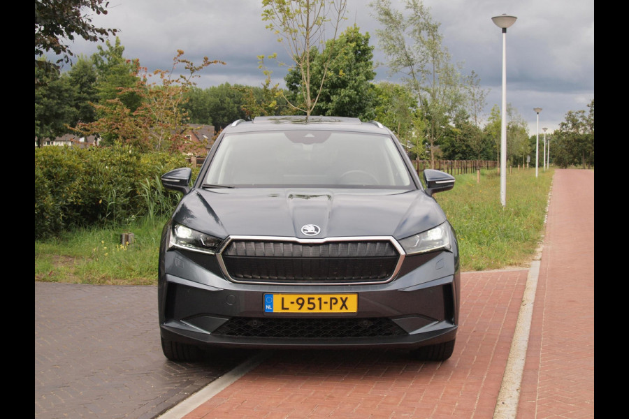 Škoda ENYAQ iV 80 | Panoramadak | Warmtepomp | Camera | Matrix LED koplampen | NL-Auto |