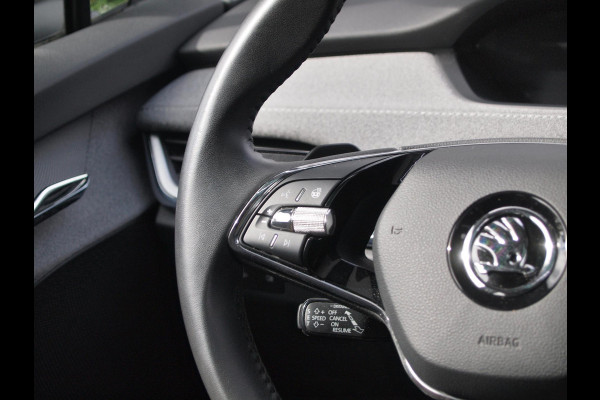 Škoda ENYAQ iV 80 | Panoramadak | Warmtepomp | Camera | Matrix LED koplampen | NL-Auto |