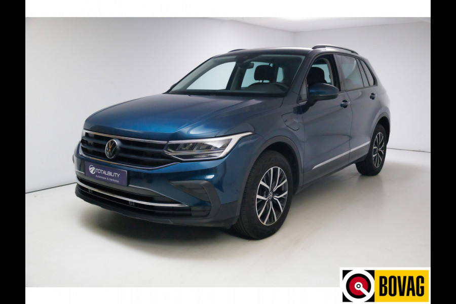 Volkswagen Tiguan 1.4 TSI eHybrid Business+ 245 PK | Ergo active stoelen met massage | Camera | Travel assist | Stoel- & stuurverwarming, Adaptieve cruise, Elec.achterklep