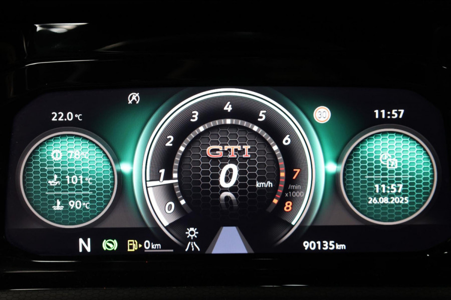 Volkswagen Golf 2.0 TSI GTI Clubsport 301+PK LED+IQ/PANO/HALF LEER+ALCANTARA+S.VERWARMING/19"/CAM/LINE/ACC/ECC/12 MND GARANTIE!
