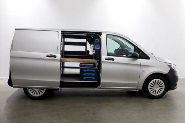 Mercedes-Benz Vito 114 CDI 136pk Compact 9G Automaat 2x Schuifdeur/LED/Camera/Navi/Inrichting 05-2022