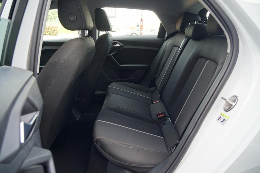 Audi A1 Sportback 30 TFSI epic + APPLE CARPLAY / CRUISE CONTROL / S-LINE EXTERIEUR