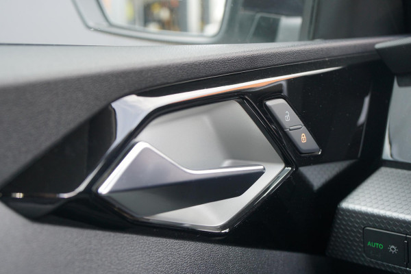 Audi A1 Sportback 30 TFSI epic + APPLE CARPLAY / CRUISE CONTROL / S-LINE EXTERIEUR