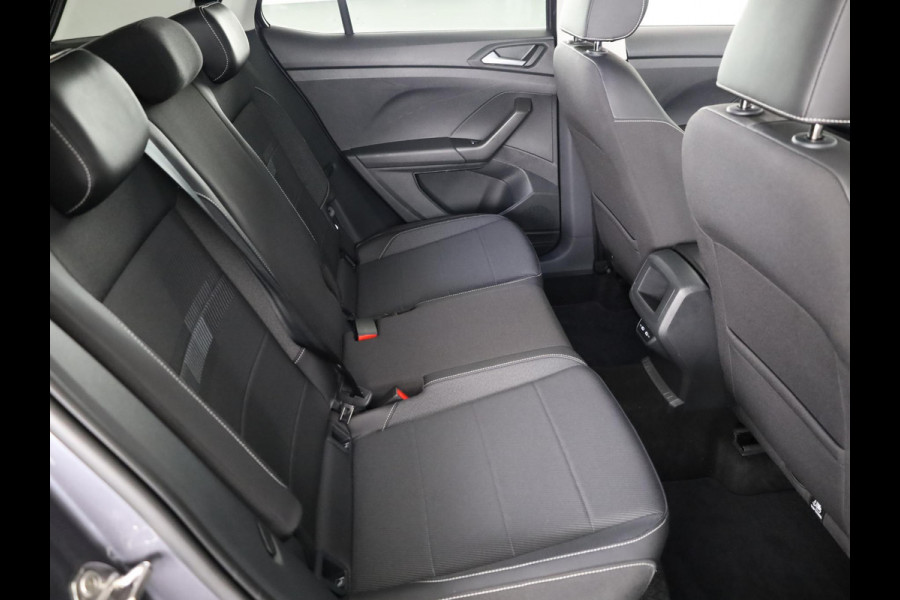 Volkswagen T-Cross 1.0 TSI Style 110 pk Automaat (DSG) | Verlengde garantie | Navigatie | Parkeersensoren | Achteruitrijcamera | Adaptieve cruise control | Stoelverwarming |