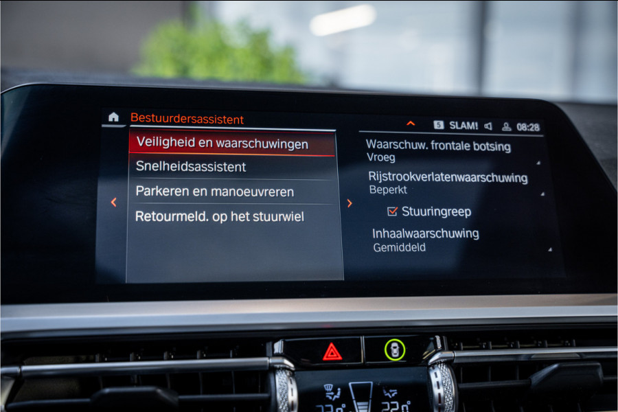 BMW 3-serie 330i M-Sport Panorama | H/K | ACC | HUD | Dravit Grau
