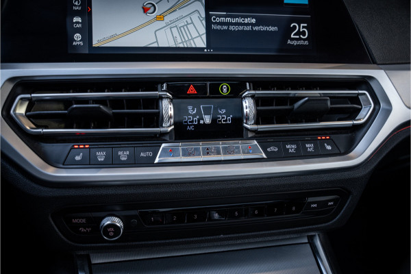 BMW 3-serie 330i M-Sport Panorama | H/K | ACC | HUD | Dravit Grau