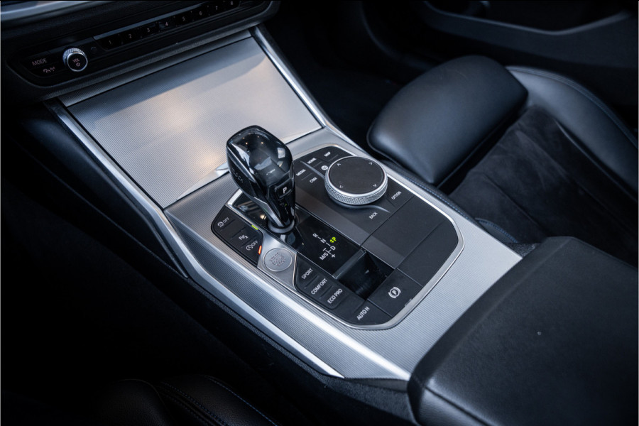 BMW 3-serie 330i M-Sport Panorama | H/K | ACC | HUD | Dravit Grau