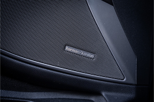 BMW 3-serie 330i M-Sport Panorama | H/K | ACC | HUD | Dravit Grau