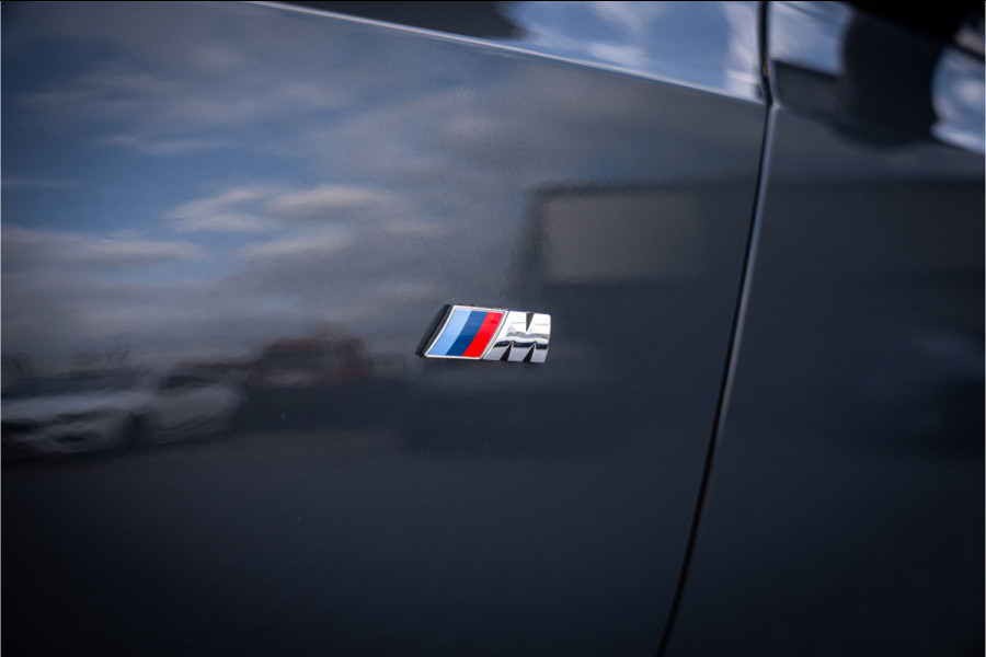 BMW 3-serie 330i M-Sport Panorama | H/K | ACC | HUD | Dravit Grau