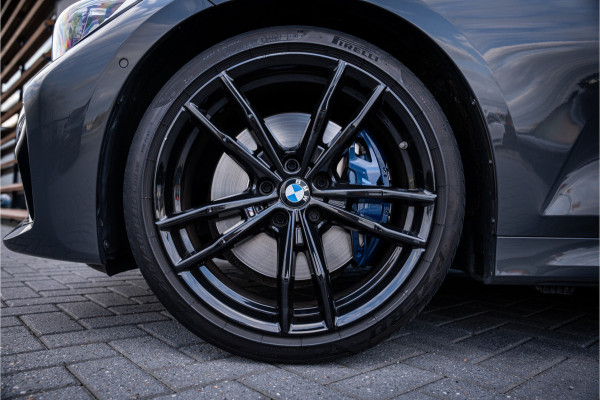 BMW 3-serie 330i M-Sport Panorama | H/K | ACC | HUD | Dravit Grau