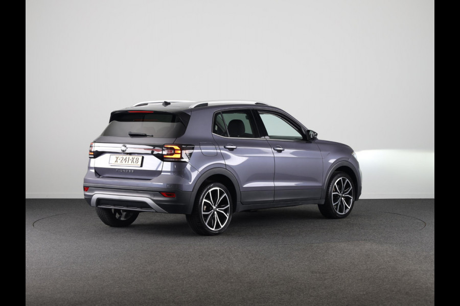 Volkswagen T-Cross 1.0 TSI Style 110 pk Automaat (DSG) | Verlengde garantie | Navigatie | Parkeersensoren | Achteruitrijcamera | Adaptieve cruise control | Stoelverwarming |