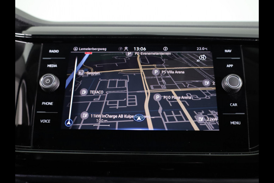 Volkswagen T-Cross 1.0 TSI Style 110 pk Automaat (DSG) | Verlengde garantie | Navigatie | Parkeersensoren | Achteruitrijcamera | Adaptieve cruise control | Stoelverwarming |
