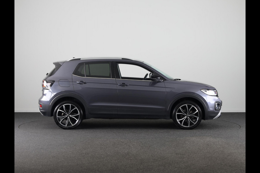 Volkswagen T-Cross 1.0 TSI Style 110 pk Automaat (DSG) | Verlengde garantie | Navigatie | Parkeersensoren | Achteruitrijcamera | Adaptieve cruise control | Stoelverwarming |