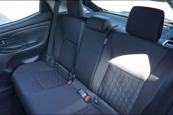 Toyota Yaris 115PK Hybr Dynamic AUTOMAAT NIEUW! | CAMERA | CARPLAY | ADAPTIVE