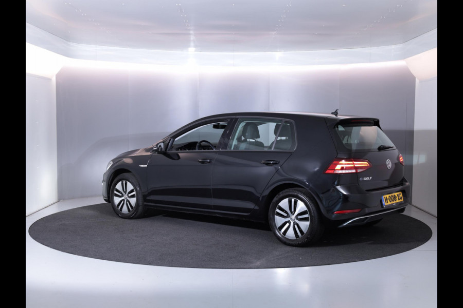 Volkswagen e-Golf E-DITION 136 pk | Navigatie | Parkeersensoren | Adaptieve cruise control | Autom. airco | LED koplampen |