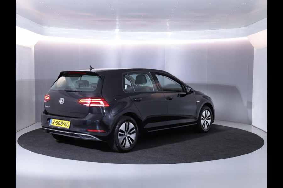 Volkswagen e-Golf E-DITION 136 pk | Navigatie | Parkeersensoren | Adaptieve cruise control | Autom. airco | LED koplampen |