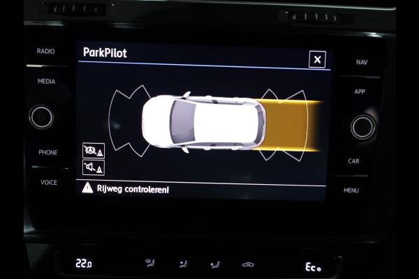 Volkswagen e-Golf E-DITION 136 pk | Navigatie | Parkeersensoren | Adaptieve cruise control | Autom. airco | LED koplampen |