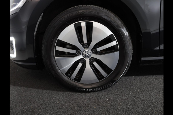 Volkswagen e-Golf E-DITION 136 pk | Navigatie | Parkeersensoren | Adaptieve cruise control | Autom. airco | LED koplampen |