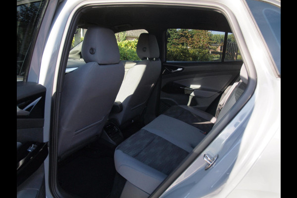 Volkswagen ID.4 Life 77 kWh | Apple Carplay | Sfeerverlichting | Cruise Control | Parkeersensoren |