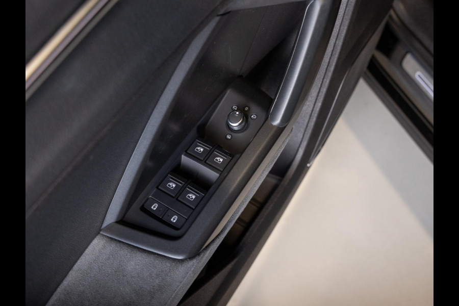 Audi Q3 Sportback 45 TFSI quattro 2x S-Line / 230pk / Panorama dak / Keyless / B&O / Stoelverwarming /
