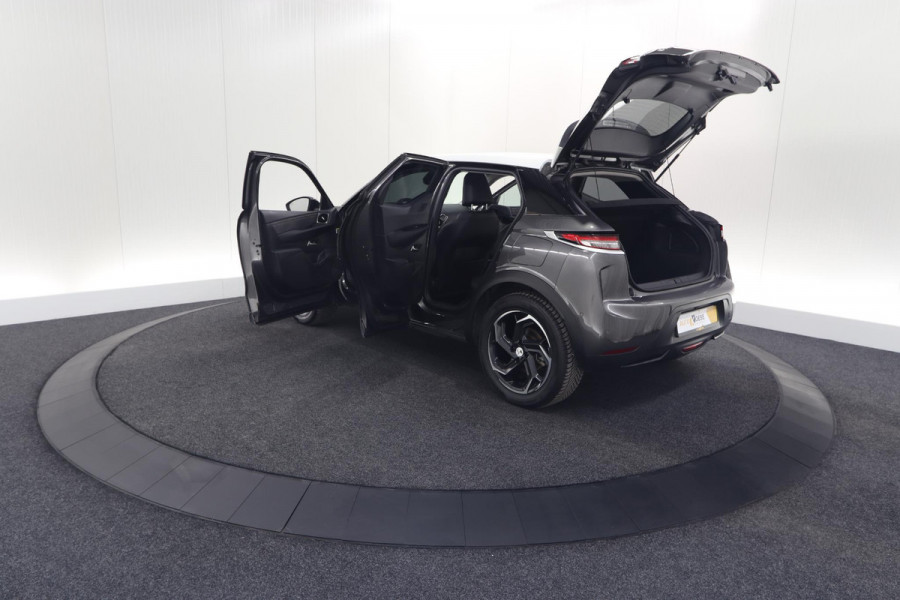 DS DS 3 Crossback 50 kwh e-Tense So Chic | Camera | Dodehoekdetectie | Head-Up Display | Apple Carplay | Stoelverwarming DS DS 3 Crossback 50 kwh e-Tense So Chic | Camera | Dodehoekdetectie | Head-Up Display | Apple Carplay | Stoelverwarming