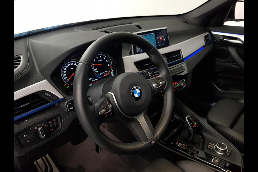 BMW X1 sDrive18i Automaat M-Sport Executive Lederen Bekleding Navigatie Climate Control Camera Parkeer Sensoren Lichtmetalen velgen Cruise Control