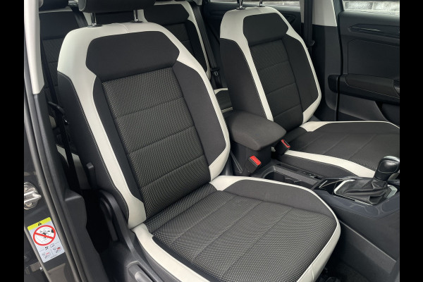 Volkswagen T-Roc 1.5 TSI Sport LED | Trekhaak | Carplay | Camera | Virtual Cockpit | PDC