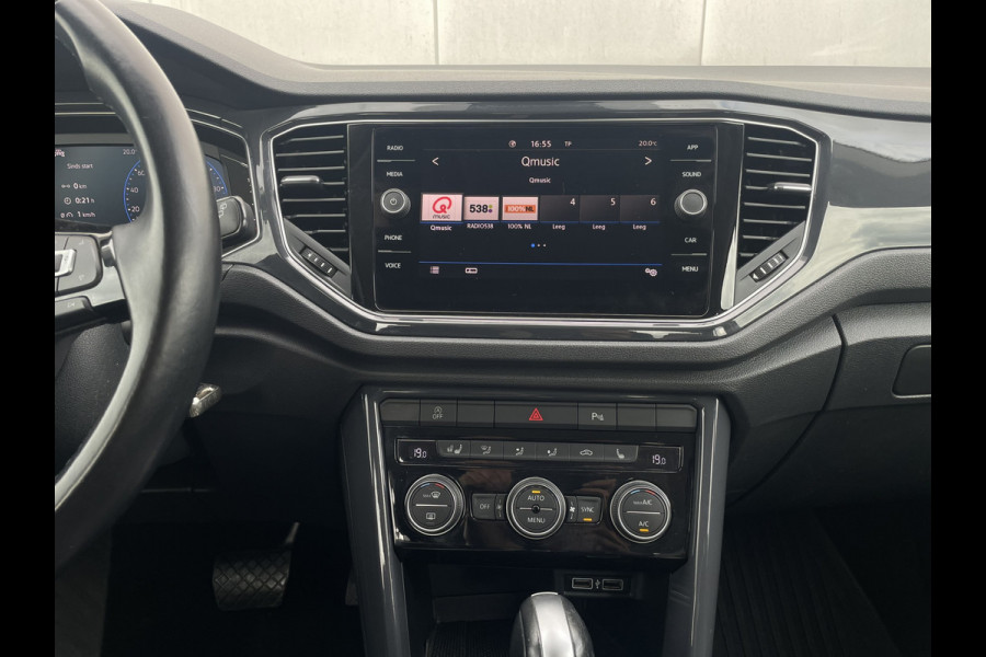Volkswagen T-Roc 1.5 TSI Sport LED | Trekhaak | Carplay | Camera | Virtual Cockpit | PDC