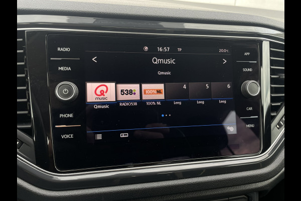 Volkswagen T-Roc 1.5 TSI Sport LED | Trekhaak | Carplay | Camera | Virtual Cockpit | PDC