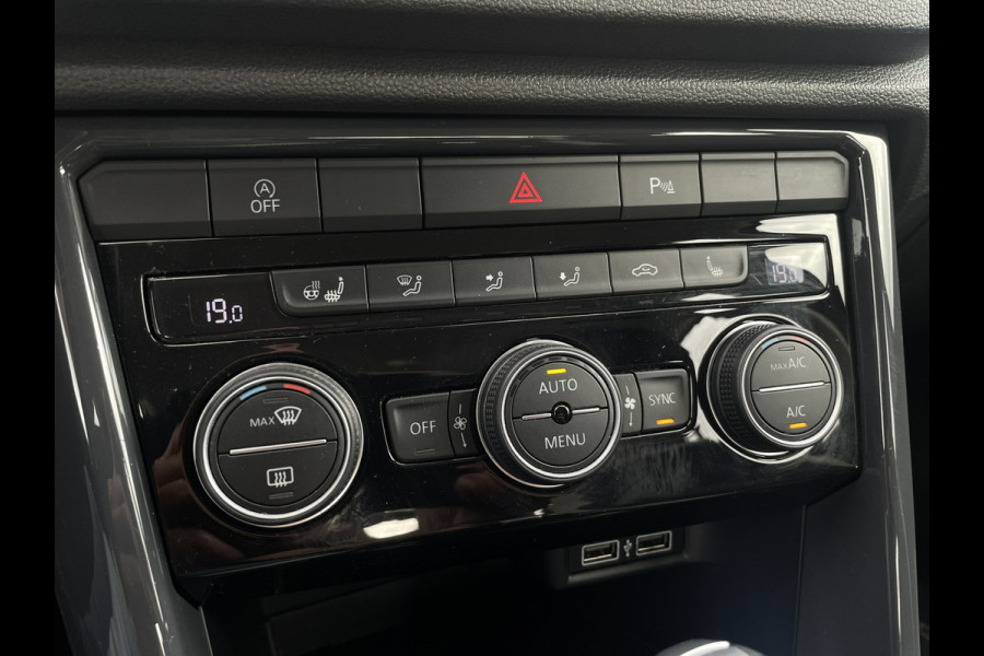 Volkswagen T-Roc 1.5 TSI Sport LED | Trekhaak | Carplay | Camera | Virtual Cockpit | PDC