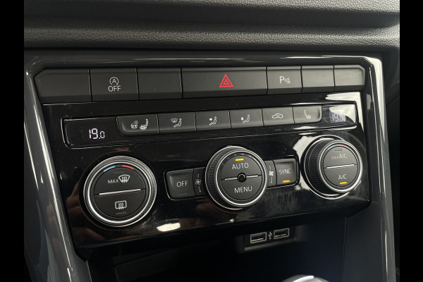 Volkswagen T-Roc 1.5 TSI Sport LED | Trekhaak | Carplay | Camera | Virtual Cockpit | PDC
