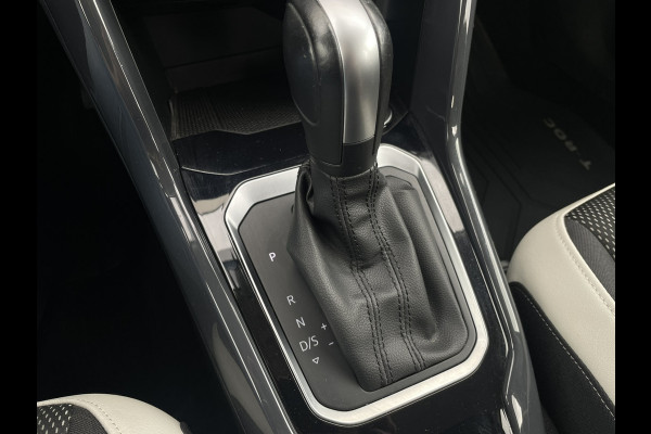 Volkswagen T-Roc 1.5 TSI Sport LED | Trekhaak | Carplay | Camera | Virtual Cockpit | PDC
