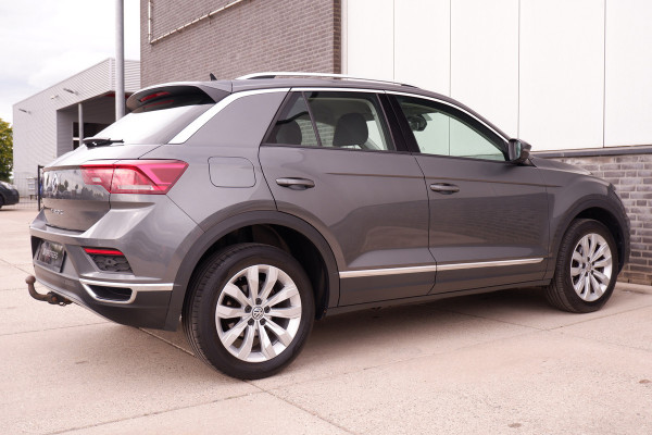 Volkswagen T-Roc 1.5 TSI Sport LED | Trekhaak | Carplay | Camera | Virtual Cockpit | PDC