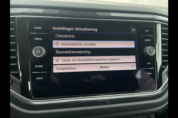 Volkswagen T-Roc 1.5 TSI Sport LED | Trekhaak | Carplay | Camera | Virtual Cockpit | PDC