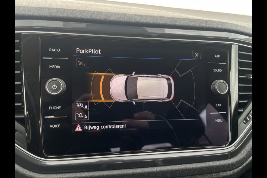 Volkswagen T-Roc 1.5 TSI Sport LED | Trekhaak | Carplay | Camera | Virtual Cockpit | PDC