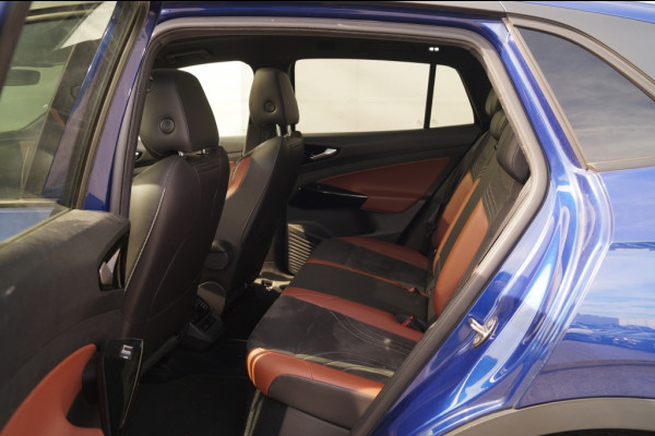 Volkswagen ID.4 Family 77kWh -NAVI-ECC-
